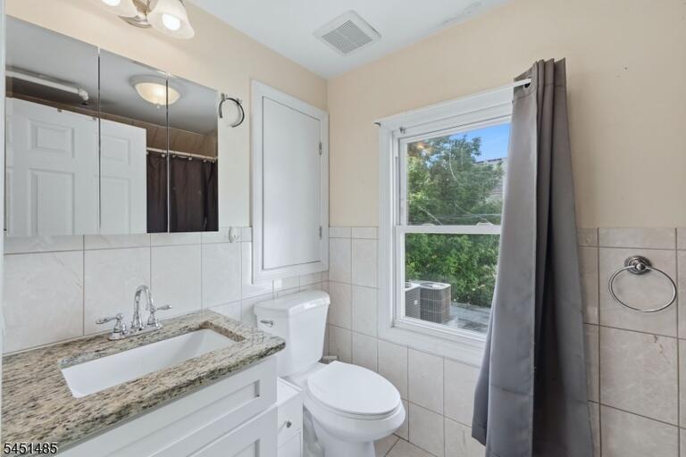 Property listing MLS 4044850 photo 42