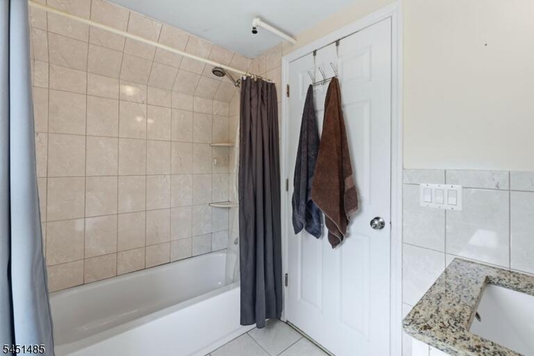 Property listing MLS 4044850 photo 43
