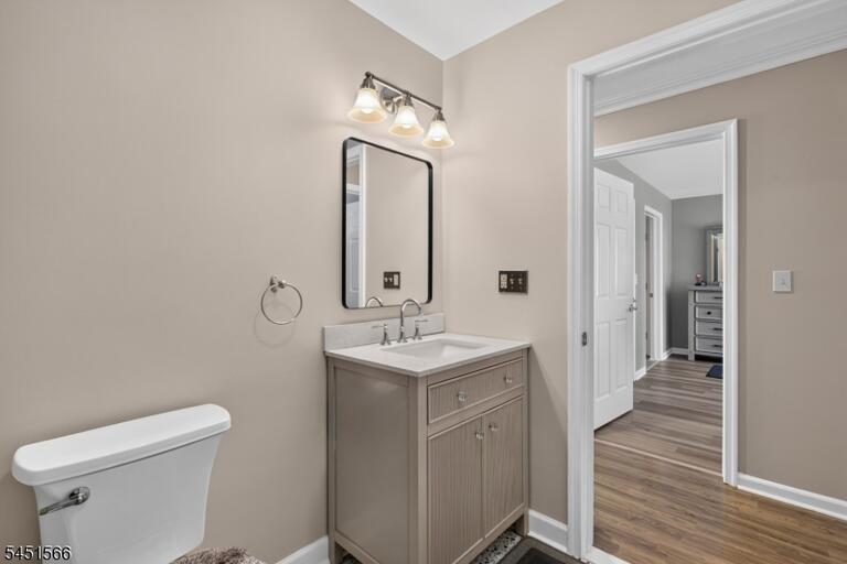 Property listing MLS 4044866 photo 8