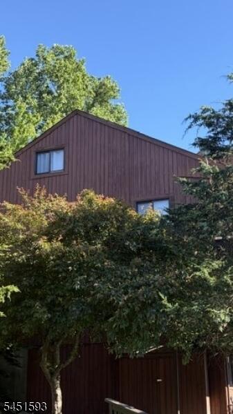 Property listing MLS 4044892 photo 1