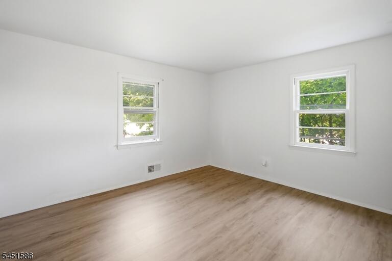 Property listing MLS 4044923 photo 7