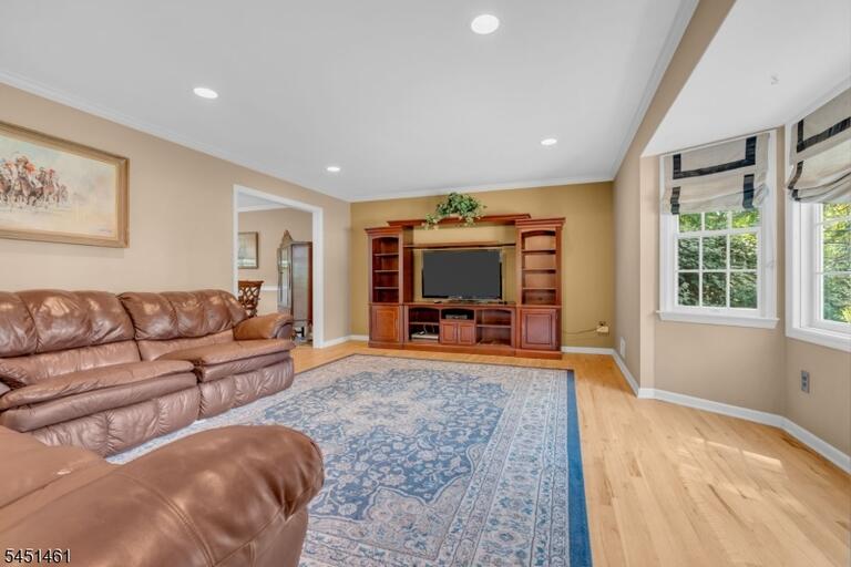 Property listing MLS 4044925 photo 22