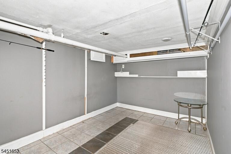 Property listing MLS 4044942 photo 24