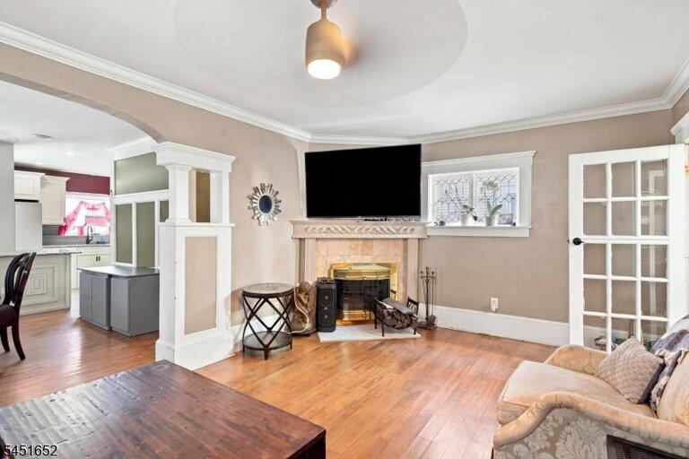 Property listing MLS 4044942 photo 5