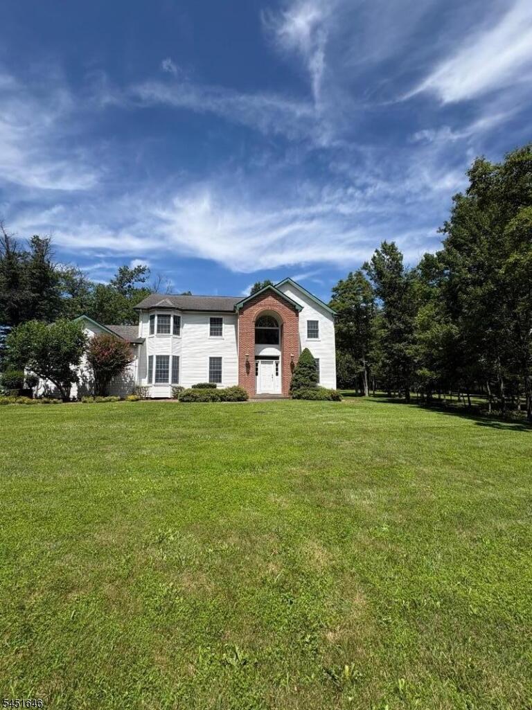 Property listing MLS 4044956 photo 2
