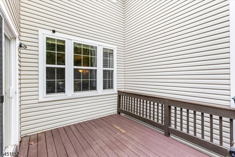 Property listing MLS 4044978 photo 33