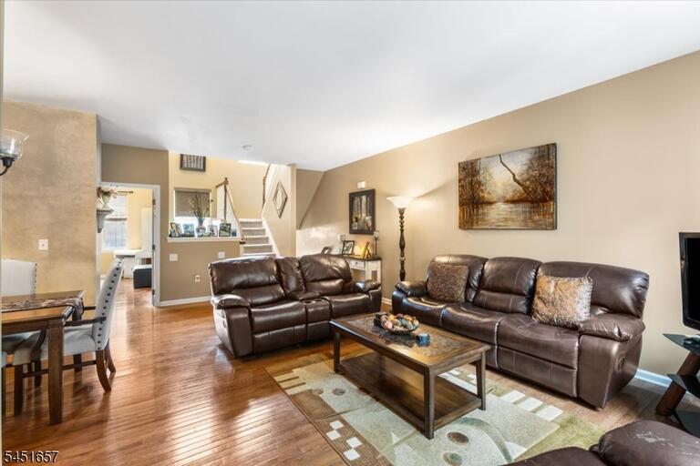 Property listing MLS 4044978 photo 6
