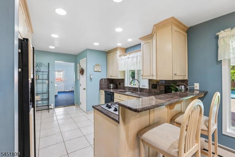 Property listing MLS 4045087 photo 7