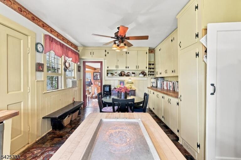 Property listing MLS 4045090 photo 14