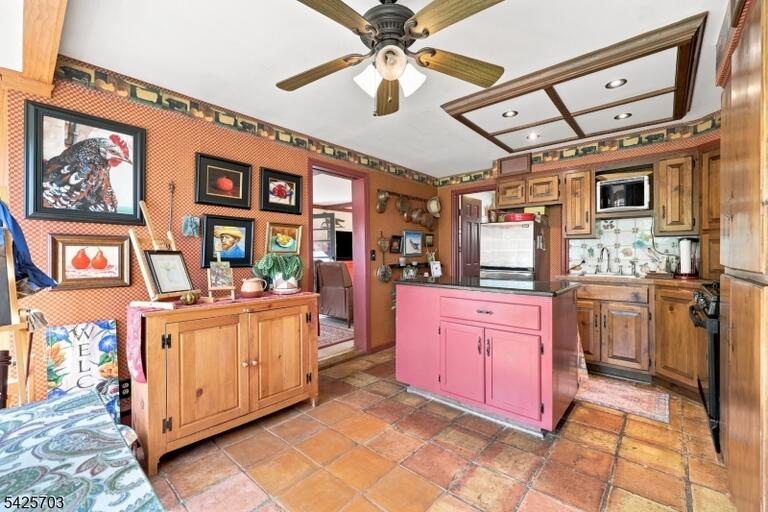 Property listing MLS 4045090 photo 22