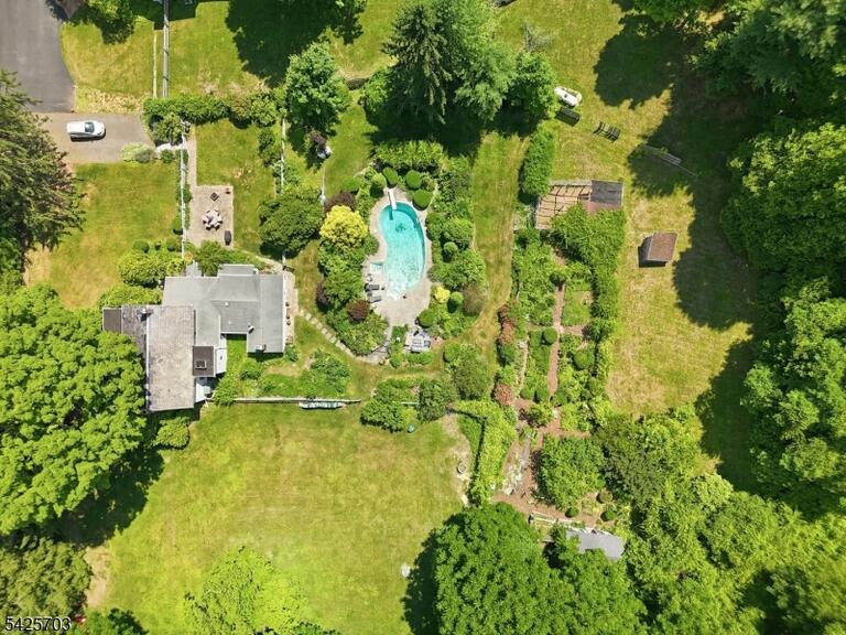 Property listing MLS 4045090 photo 5