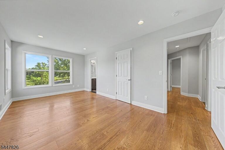 Property listing MLS 4045121 photo 30