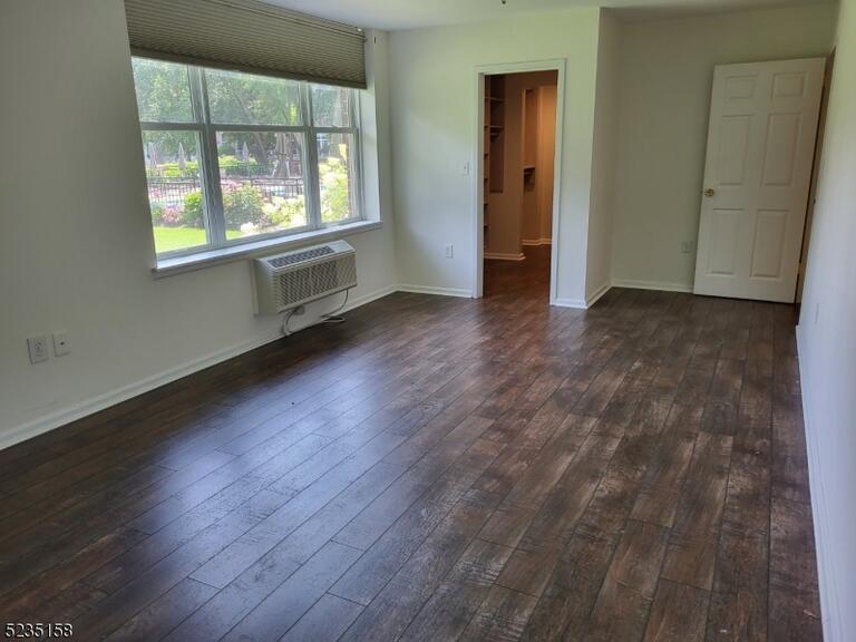 Property listing MLS 4045122 photo 8