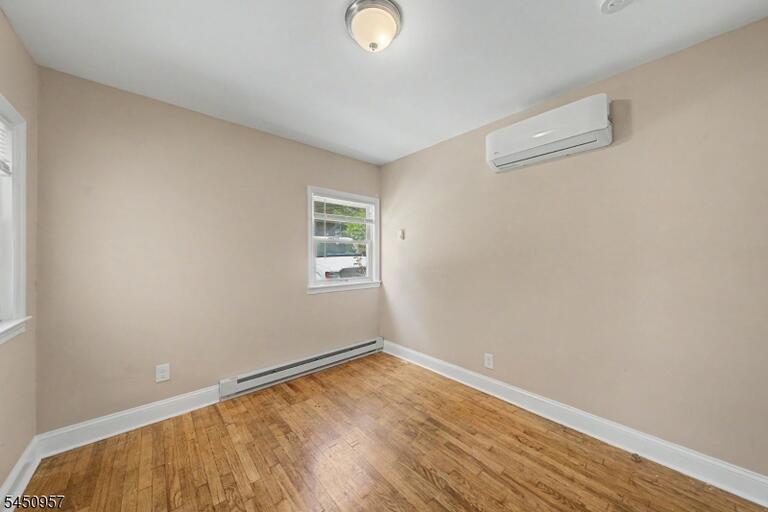 Property listing MLS 4045149 photo 12