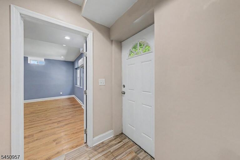 Property listing MLS 4045149 photo 38
