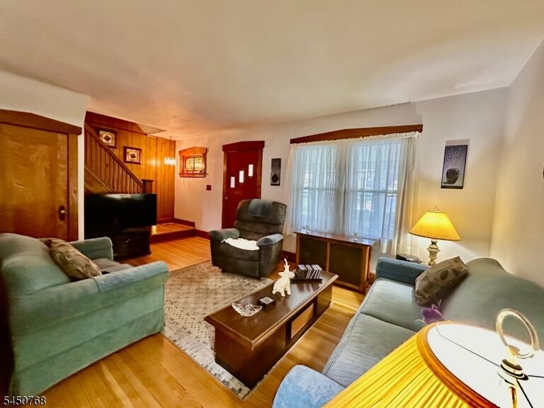 Property listing MLS 4045183 photo 12