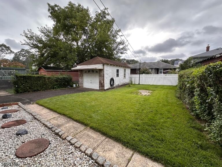 Property listing MLS 4045183 photo 38