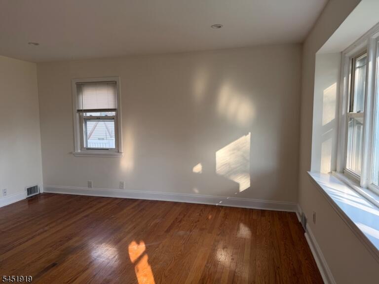 Property listing MLS 4045188 photo 11