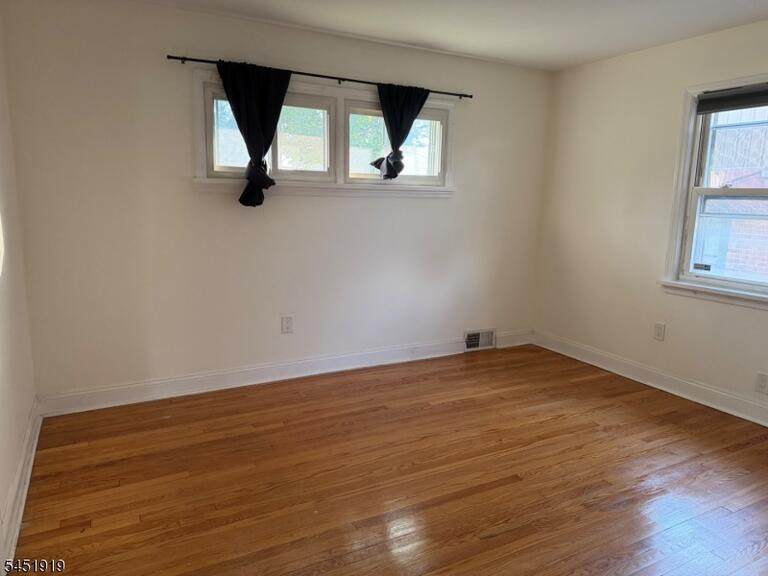 Property listing MLS 4045188 photo 5
