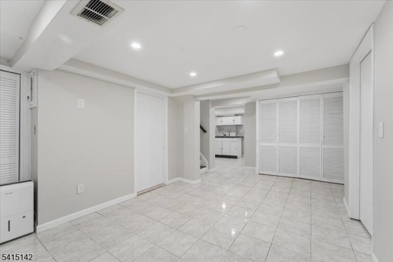 Property listing MLS 4045199 photo 26