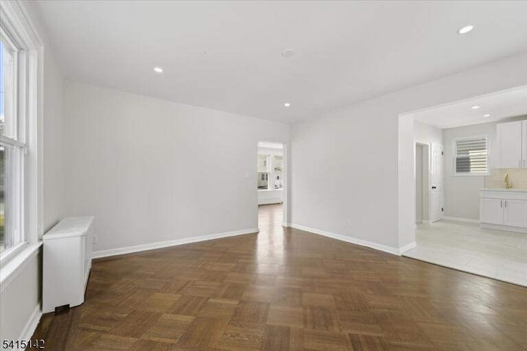 Property listing MLS 4045199 photo 9