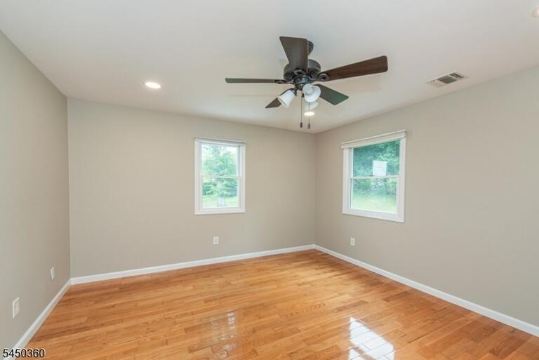 Property listing MLS 4045239 photo 33