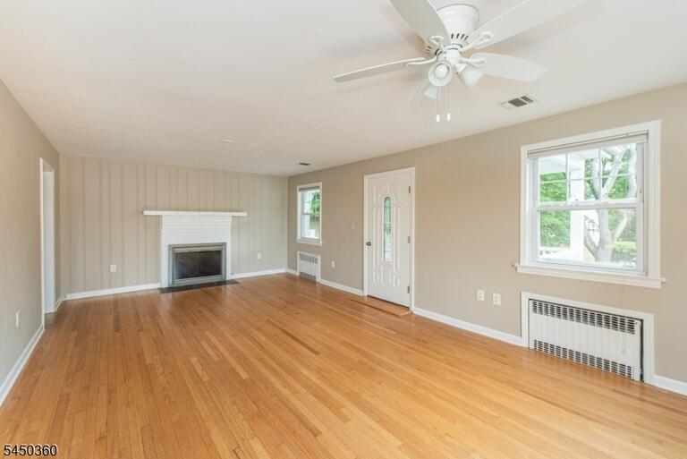 Property listing MLS 4045239 photo 6