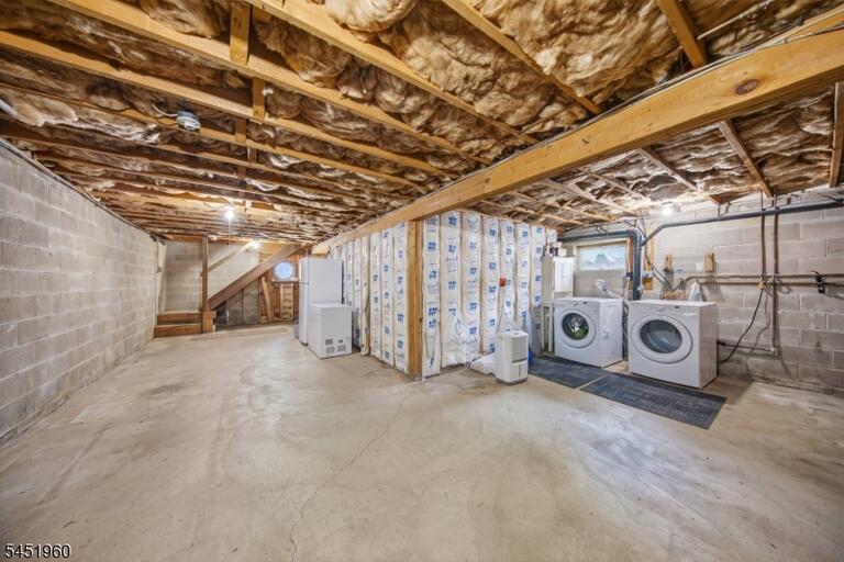 Property listing MLS 4045240 photo 29