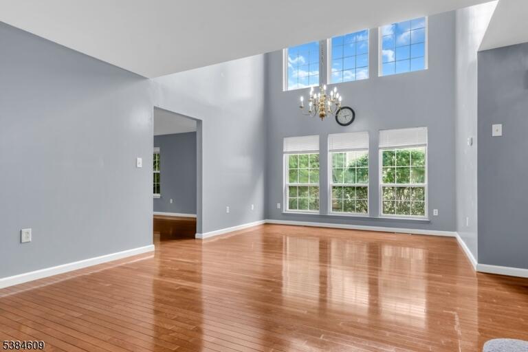 Property listing MLS 4045252 photo 5