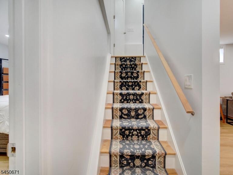 Property listing MLS 4045260 photo 16