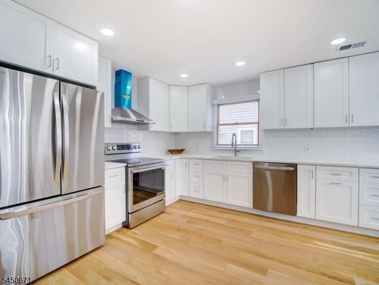 Property listing MLS 4045260 photo 19