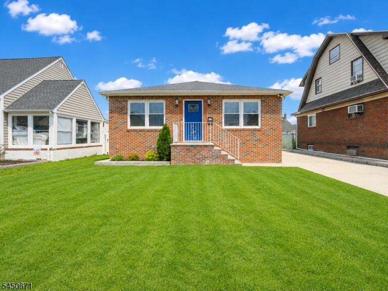Property listing MLS 4045260 photo 2