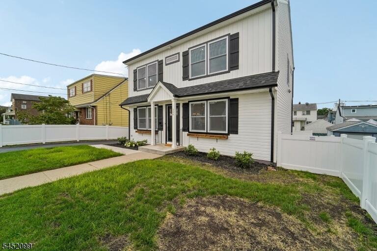 Property listing MLS 4045363 photo 2