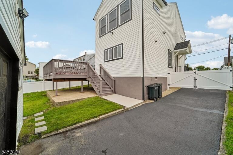 Property listing MLS 4045363 photo 45