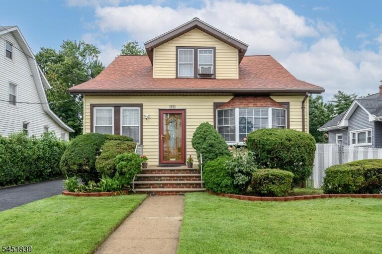 Property listing MLS 4045371 photo 1