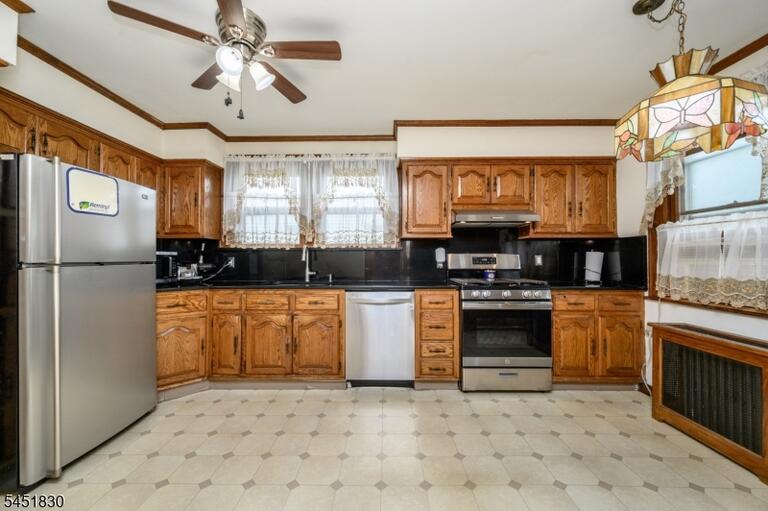 Property listing MLS 4045371 photo 15