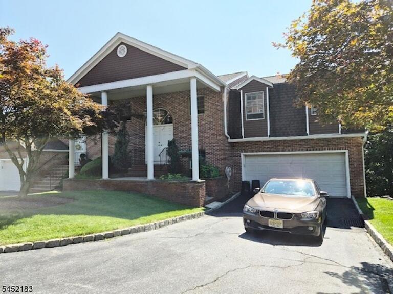 Property listing MLS 4045454 photo 1