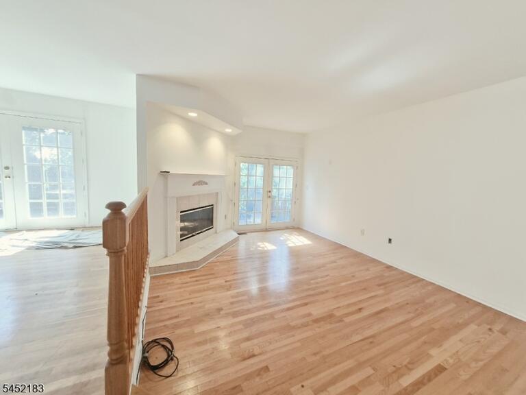 Property listing MLS 4045454 photo 3