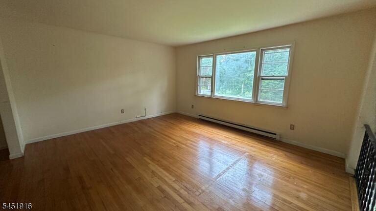 Property listing MLS 4045467 photo 5