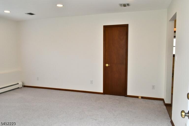 Property listing MLS 4045470 photo 5