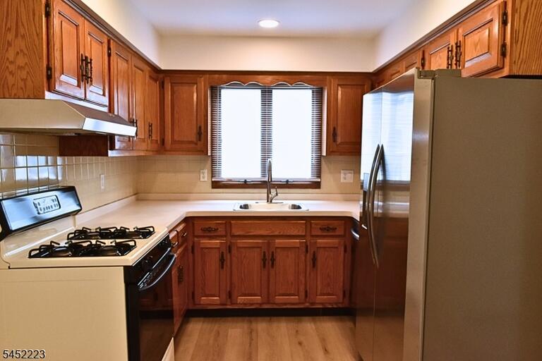 Property listing MLS 4045470 photo 8