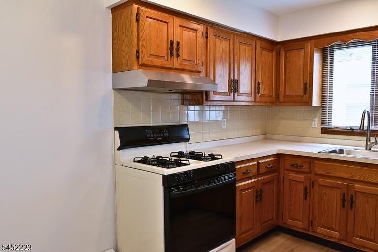 Property listing MLS 4045470 photo 9
