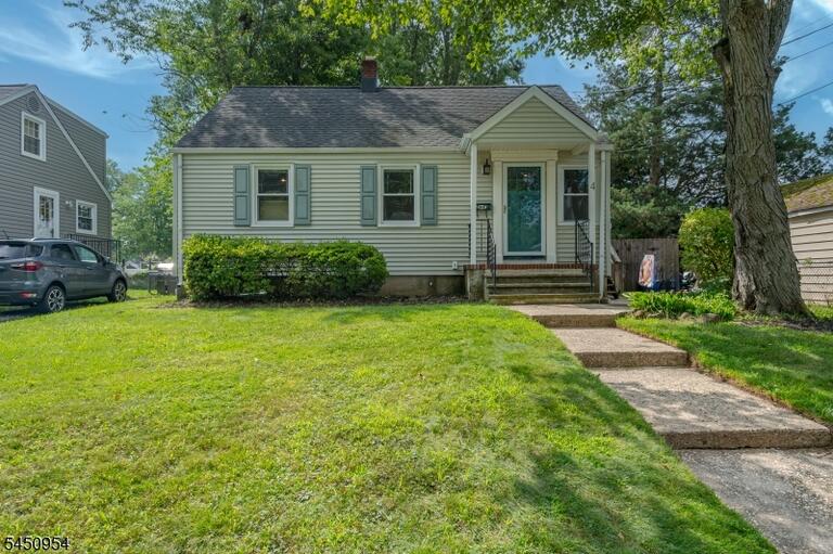 Property listing MLS 4045502 photo 1