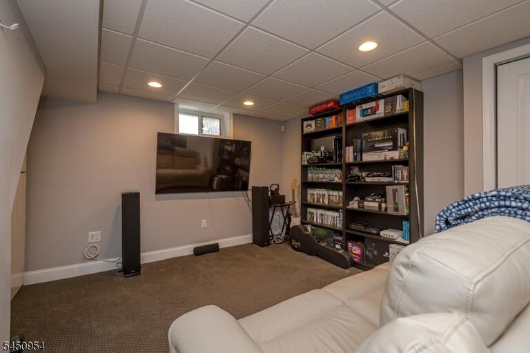 Property listing MLS 4045502 photo 18