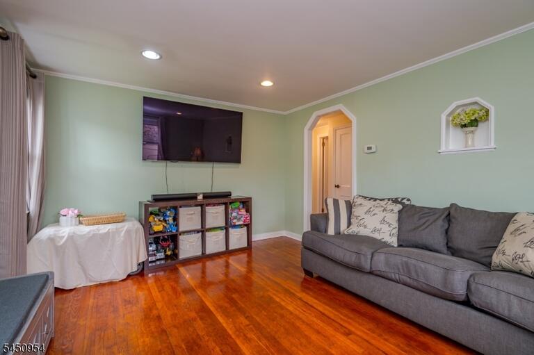Property listing MLS 4045502 photo 6