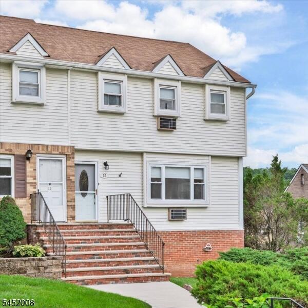 Property listing MLS 4045509 photo 4