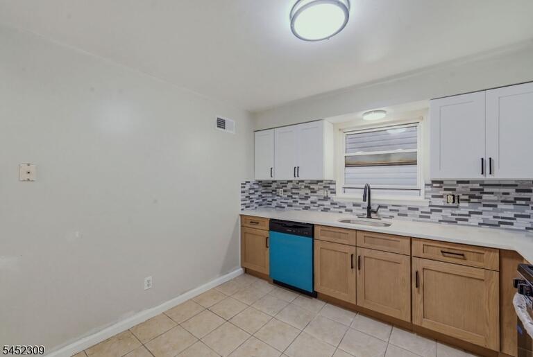 Property listing MLS 4045563 photo 14