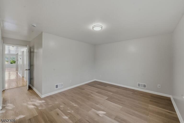 Property listing MLS 4045563 photo 21