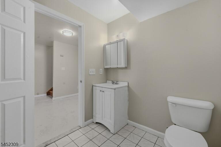 Property listing MLS 4045563 photo 27