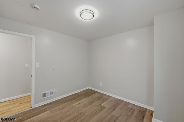 Property listing MLS 4045563 photo 29